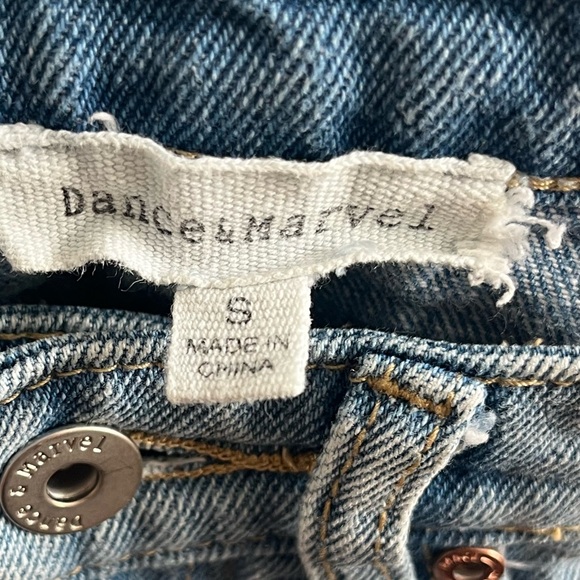 Dance&Marvel Mini Floral Embroidery Denim Skirt. Size small. - Picture 8 of 8